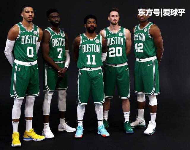  杰伦布朗高效输出凯尔特人击败黄蜂