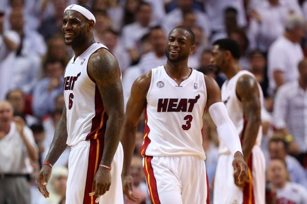  梅斯定位球战术显神威连续三场保持不败